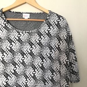 Lularoe S Irma grey black white printed NWT
